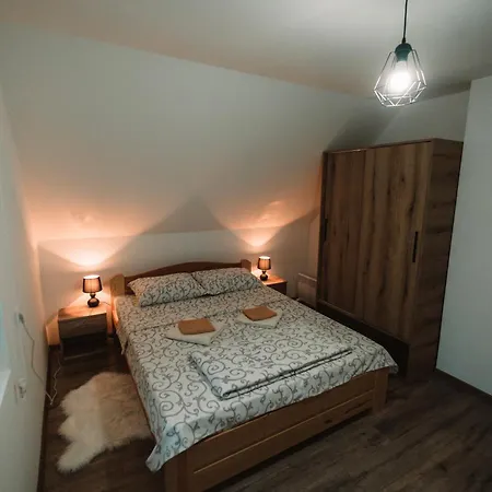 Sekvoja Holiday home *