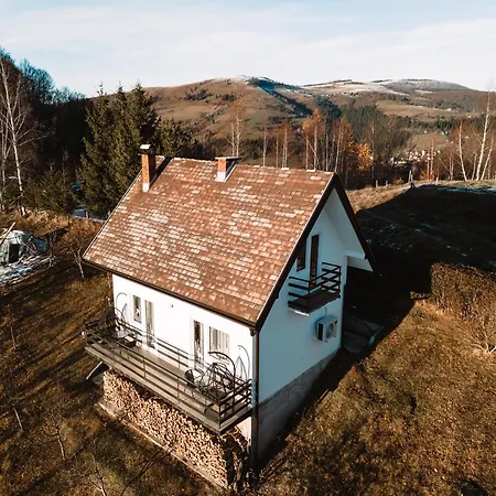 Sekvoja Holiday home